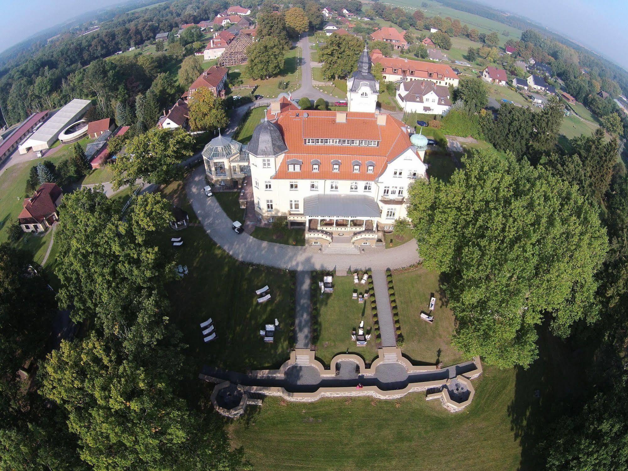 Residenz Hotel Wendorf Wendorf  Екстер'єр фото
